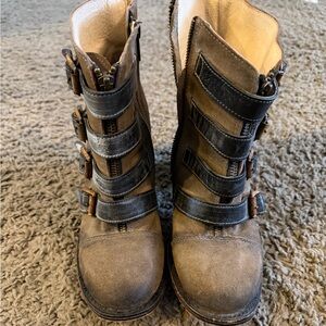 Freebird Women Boots in Brown and Black